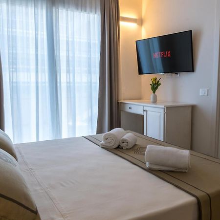 Landlord Hotel Alghero Bagian luar foto