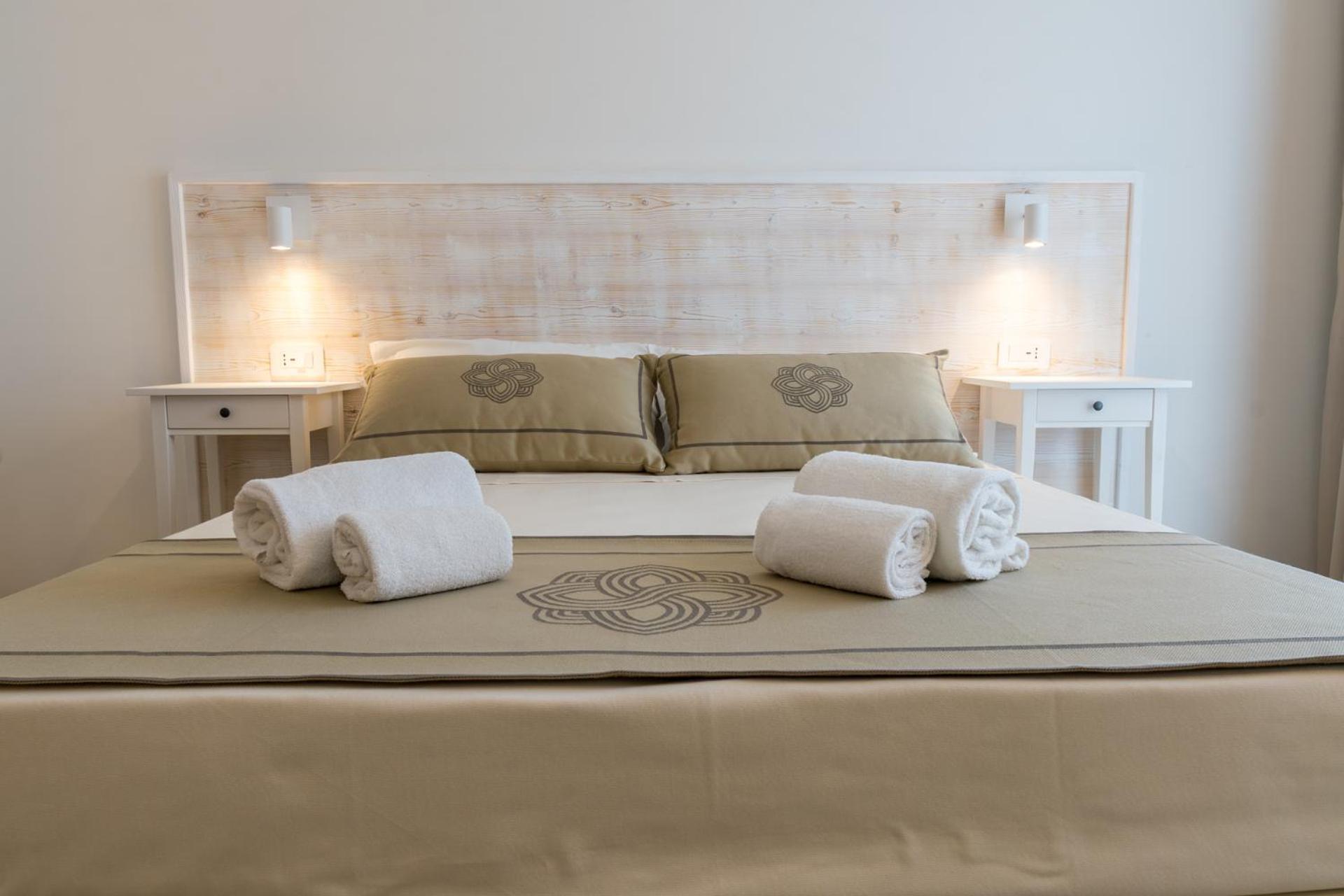 Landlord Hotel Alghero Bagian luar foto