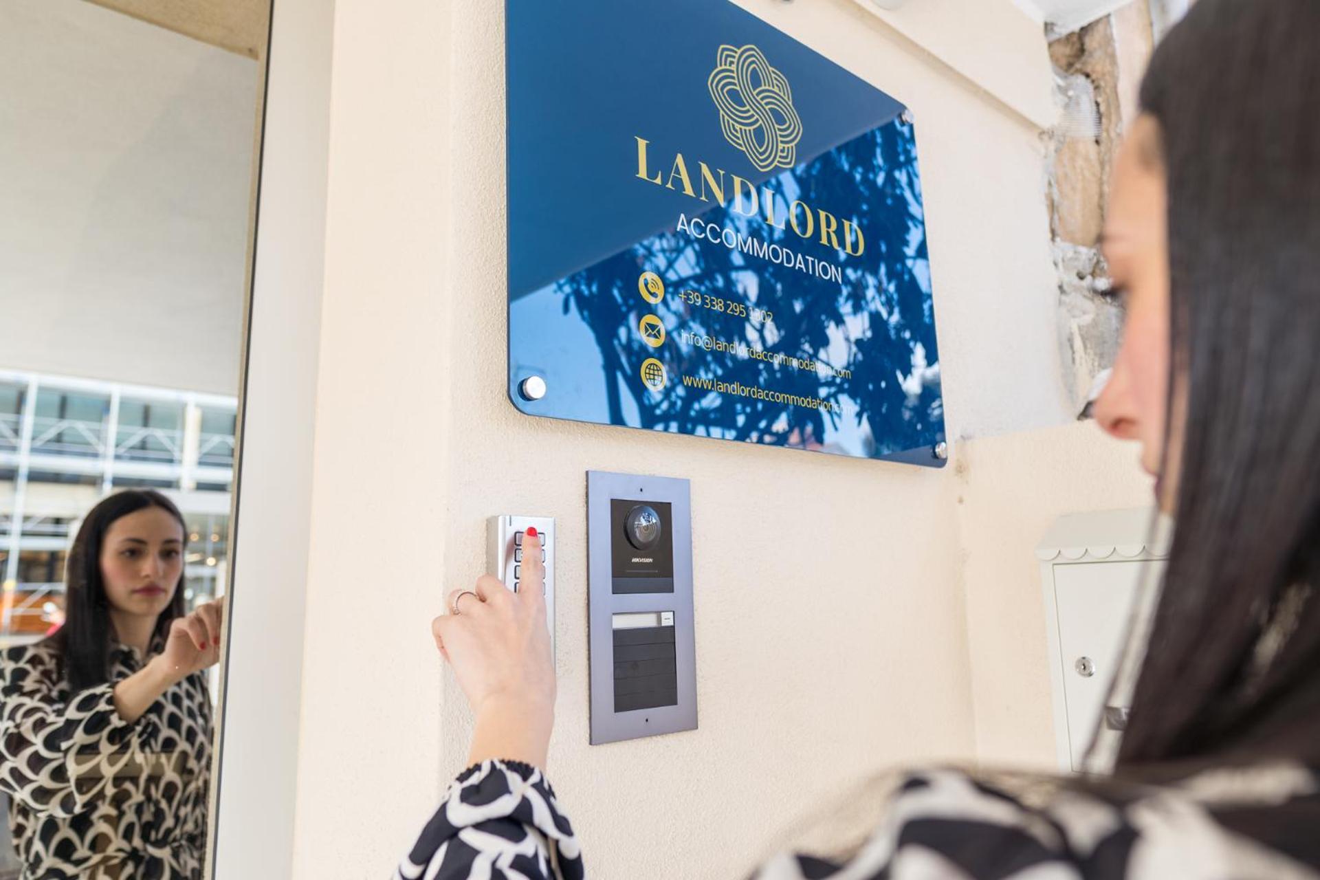 Landlord Hotel Alghero Bagian luar foto