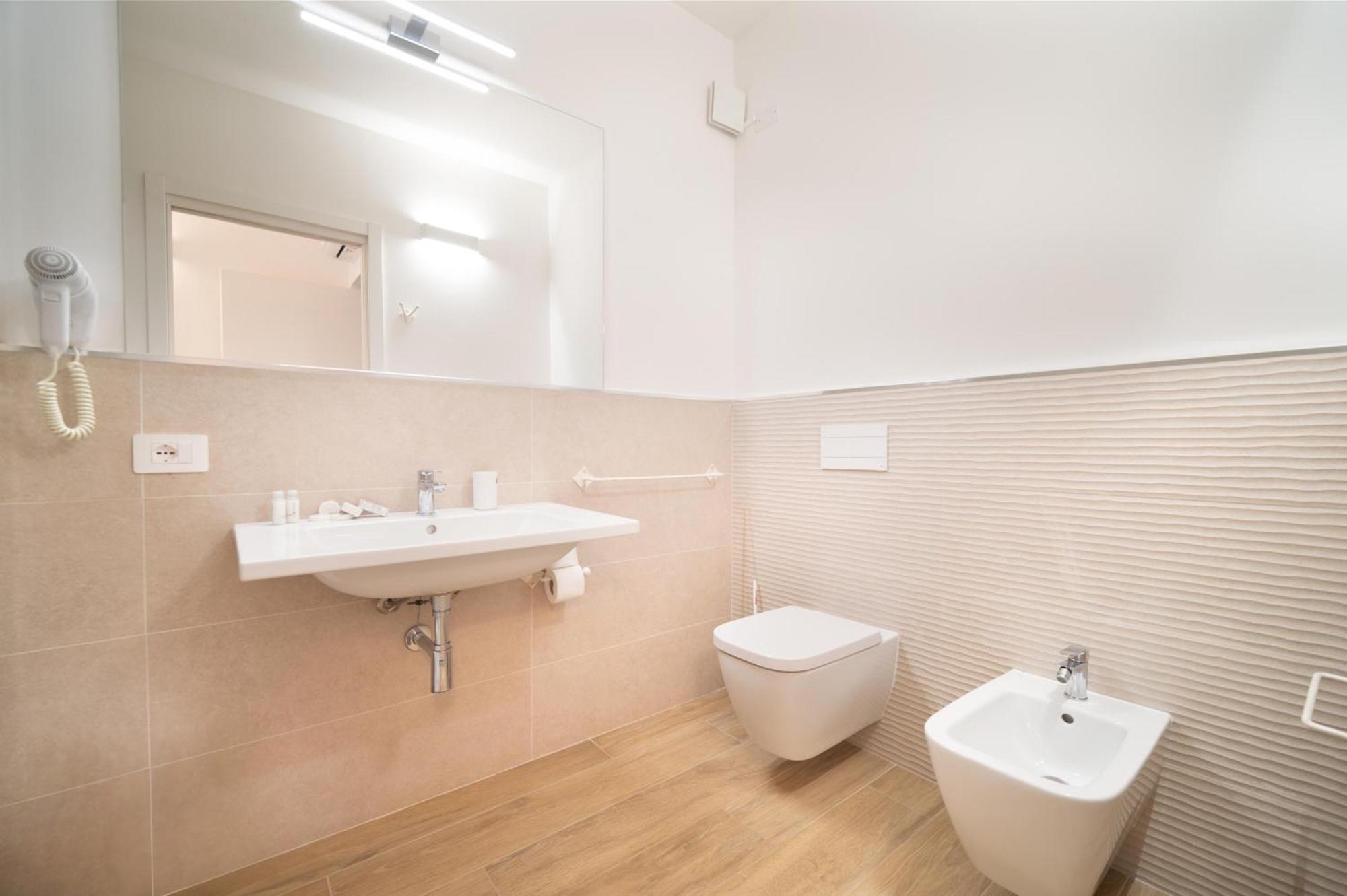 Landlord Hotel Alghero Bagian luar foto